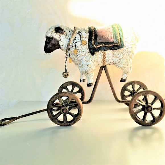ROCKING Sheep ART FIGURINE  on Rolling Wheels - Picture 3 of 8